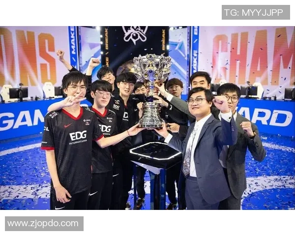 英雄联盟团队协作排行榜揭晓EDG荣获第三名展现强大实力与默契配合